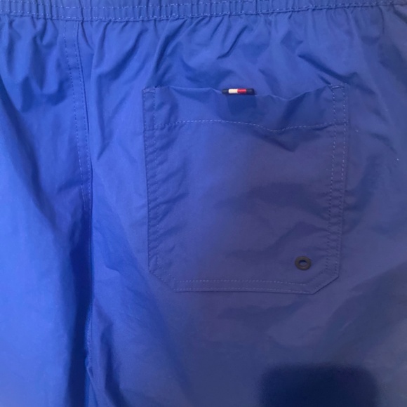 NWT TOMMY HILFIGER SWIM TRUNKS XL BLUE - Picture 4 of 5